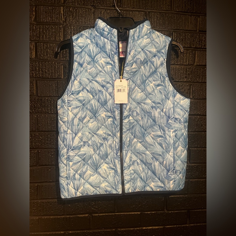 Elegant Blue Leaf Pattern Vest